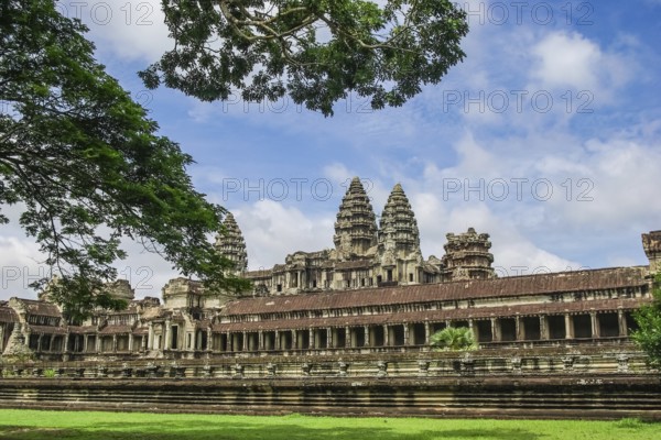 Stone Gate of Angkor Thom in Cambodia, Siem Reap Angkor