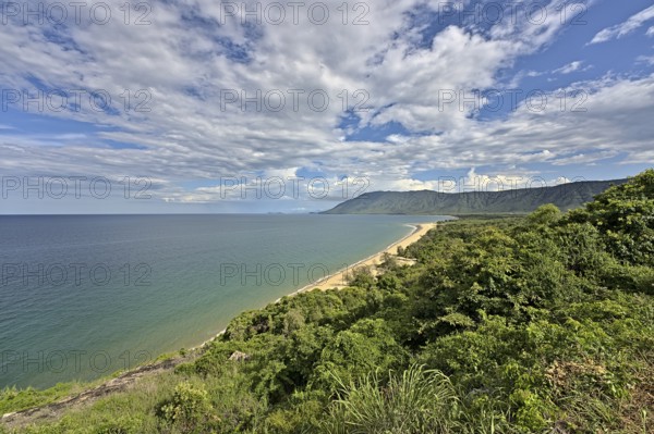 View on the East coast of Australia from Lex lookout during daytime