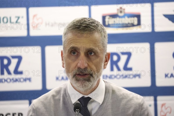 Head coach / trainer Mark French (ERC Ingolstadt) at the press conference, PK after the game of DEL 24-25, Sptg. 5: Schwenninger Wild Wings vs ERC Ingolstadt, Villingen-Schwenningen, Germany / Germany