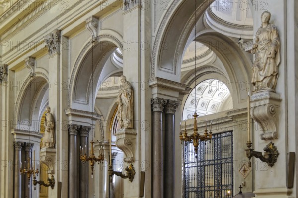 Statues of Saints in the aisle of the Cathedral (Duomo) of Palermo dedicated to the Assumption of the Virgin Mary, Palermo, Sicily, Italy