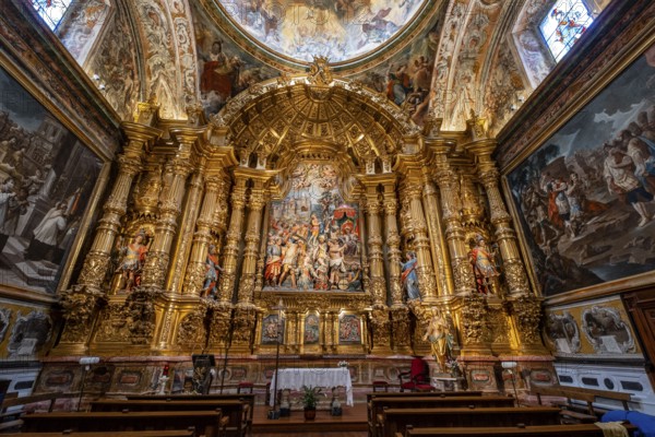 Chapel of the Saints Martyrs, Emeterio and Celedonio, rococo altarpiece of the decoupling of the saints made by Manuel Romero, side canvases and frescoes by José Vexe, cathedral of Santa María de Calahorra, Calahorra, La Rioja, Spain