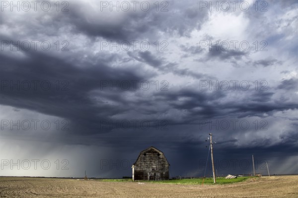 Prairie Storm Clouds Canada Saskatchewan Summer Warnings