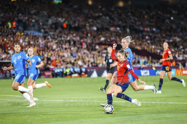 SYDNEY, AUSTRALIA, AUGUST 20: Olga CARMONA of Spain shoots and scores as Spain plays England in the final of the FIFA Women's World Cup Australia New Zealand 2023 at Stadium Australia on August 20, 2023