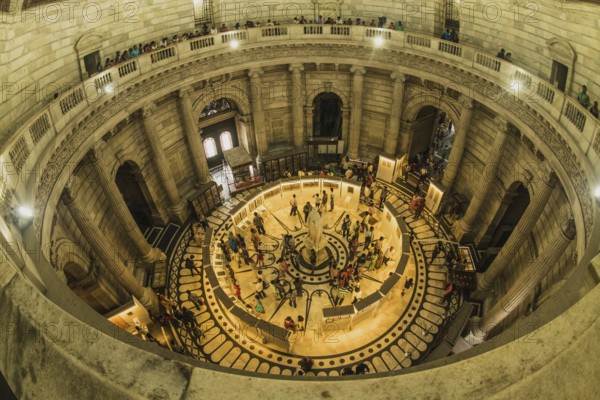 Victoria Memorial interior, Kolkata, West Bengal, India, Asia