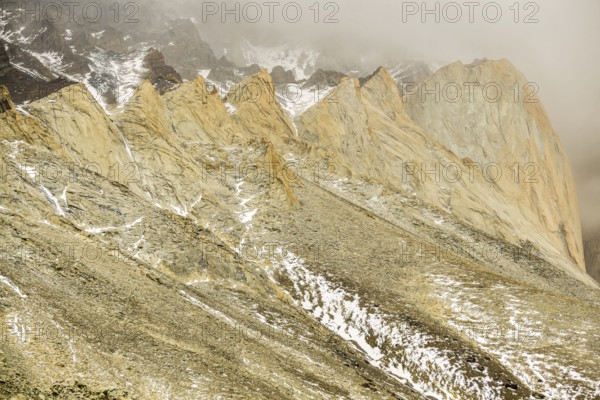 Torres del Paine, 2850 meters, W trekking, Ascencio valley, Torres del Paine National Park, National System of Protected Wild Areas, Patagonia, Republic of Chile