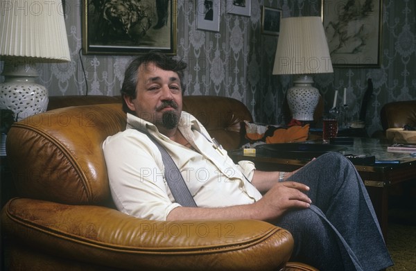 Cornelis Vreeswijk. Dutch-born Swedish singer songwriter, poet and actor. Born 8 august 1937 - 12 november 1987. Cornelis Vreeswijk is considered one of the most influential and successful troubadours in Sweden. 1981