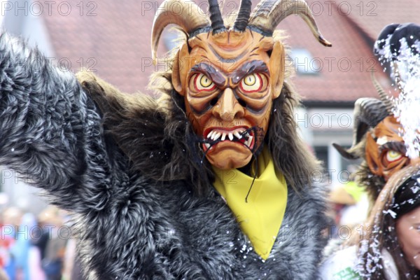Large Swabian-Alemannic carnival parade