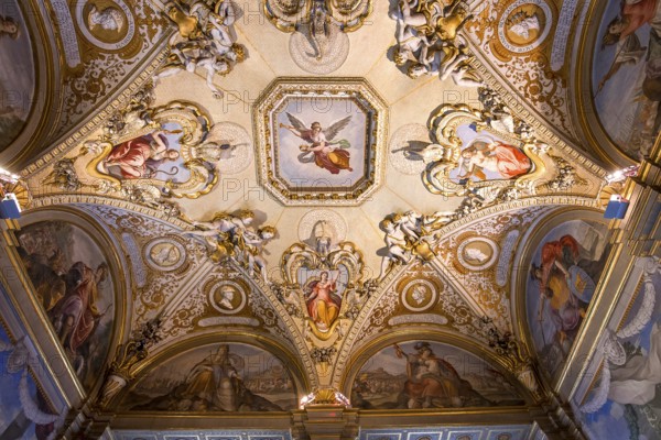 FLORENCE, ITALY, OCTOBER 28, 2015 : interiors and architectural details of Palazzo Pitti, october 28, 2015 in Florence, Italy