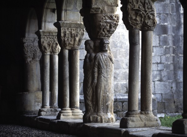 Cloister, Apostle's Column, St., Saint, Saint