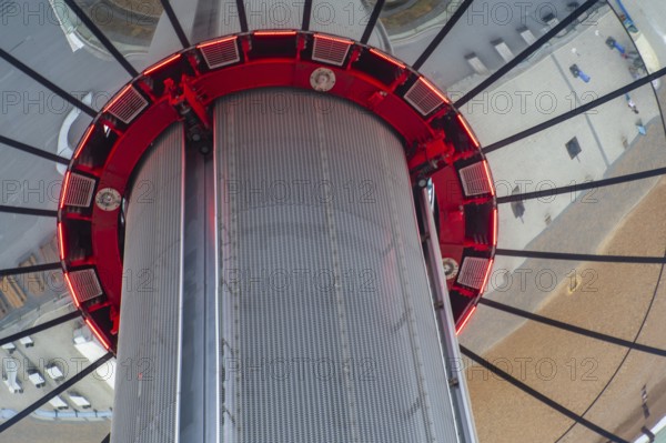 Brighton United Kingdom 19 July 2019 -: Looking upwards at reflections on British Airways i360