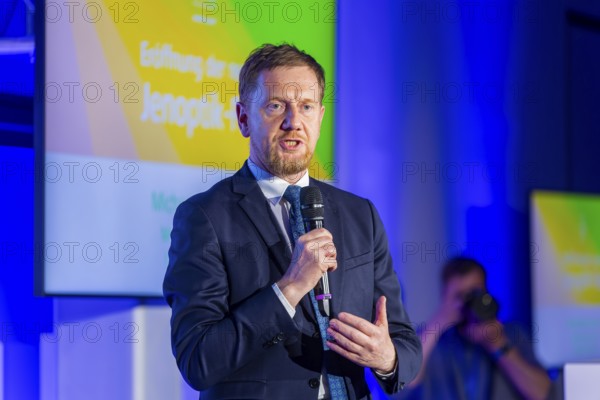 The Dresden factory is Jenoptik's most modern production facility. The optical systems manufactured there are what make the global chip industry possible in the first place. At almost 100 million euros, the largest single investment in the company's recent history has been realised. Prime Minister Michael Kretschmer gives a welcoming speech, Dresden, Saxony, Germany
