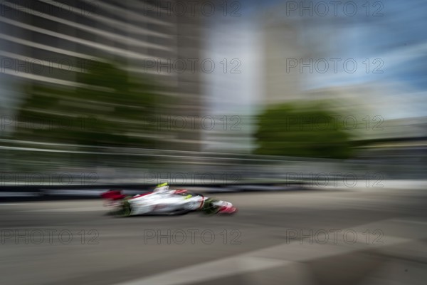 STING RAY ROBB (41) of Payette, Idaho travels through turn 3 to qualify for the Detroit Grand Prix on the Streets of Detroit in Detroit, MI