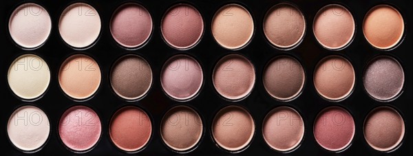 Augenschatten bunte Farbpalette in beige Tönen. Schönheit abstrakte geometrische Banner