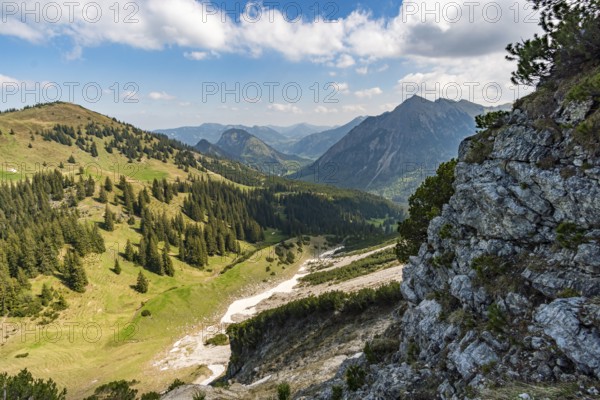 Entschenkopf crossing with a fantastic panoramic view of the Upper and Lower Gaisalpsee and the Allgau Alps