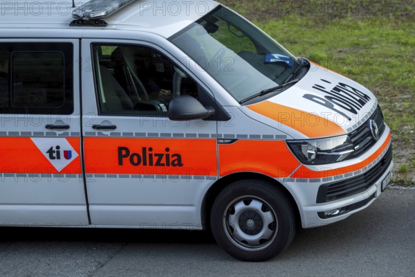 Police car, Polizia cantonal police Ticino
