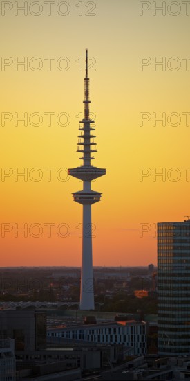 Heinrich Hertz Tower at sunset, television tower in St. Pauli, popularly known as Telemichel, Hamburg, Germany