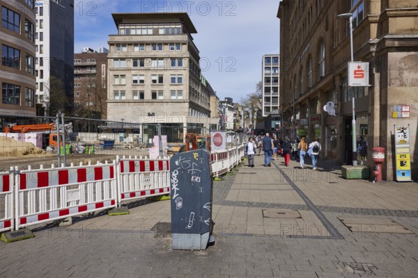 Construction site at Willy-Brandt-Platz and pedestrian zone in Essen, Ruhr area, independent city, North Rhine-Westphalia, Germany