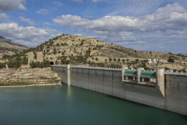 Dam, Amadorio River Reservoir, Villajoyosa, Alicante, Costa Blanca, Spain