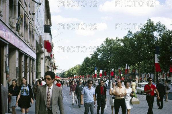 Champs Élysées, Strollers on the Champs Elysee street, Paris, France, 1970