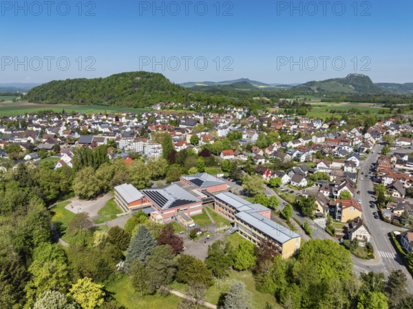 Aerial view, of the municipality of Rielasingen-Worblingen with the Ten-Brink-School, community school, on the horizon the Hegauberge, Singen am Hohentwiel, district of Constance, Baden-Württemberg, Germany