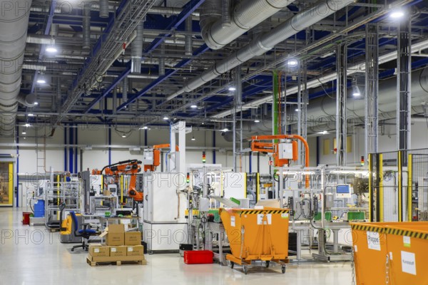 JT Energy Systems is the largest production centre for lithium-ion batteries in the intralogistics industry. On an area of 42, 000 m², lithium-ion batteries are produced and reconditioned with modern production technologies according to the highest quality standards, Freiberg, Saxony, Germany