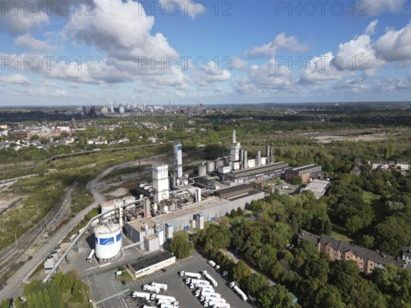 Linde Gas operates several air separation plants for oxygen, nitrogen and argon, on a former plant site of Thyssen Krupp Steel AG in Duisburg