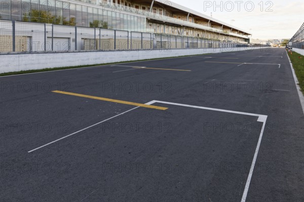 Track markings, starting grid lines, F1 Grand Prix Racetrack, Montreal, Province of Quebec, Canada
