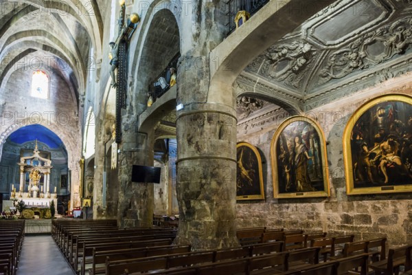 Interior view, Cathedral Notre-Dame-du-Puy, painting by Peter Paul Rubens, Grasse, Alpes Maritimes, Provence Alpes Cote d'Azur, French Riviera, South of France, France