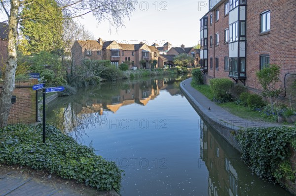 Houses, Canal, Stratford-upon-Avon, Warwickshire, England, Great Britain