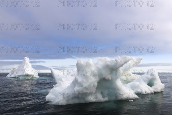 Iceberg, glacier ice, Alkefjellet, Scandinavia, Spitsbergen