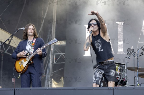 Remington Leith, singer, frontman, right, Palace Royale, rock band, USA, live open air at the Citadel Music Festival, 21 June 2025, Spandau Citadel, Berlin, Germany < english> Remington Leith, singer, frontman, Palace Royale, rock band, USA, live open air at the Citadel Music Festival, June 21, 2025, Spandau Citadel, Berlin, Germany