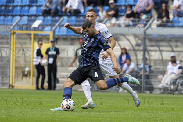 Football 3rd division, 2025/26 season, matchday 1: Waldhof Mannheim v SC Verl***On the ball: Tim Sechelmann (4, Mannheim)