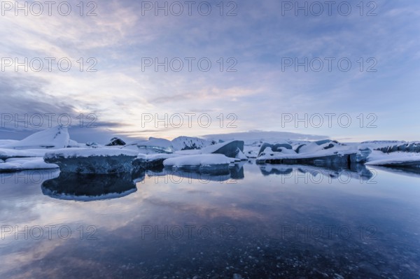 Jökulsarlon, icebergs, ice, glacial lake, Vatnajökull Glacier, winter, snow, sunset, Iceland* Jökulsarlon, Growler, Ice, Glacierlagoon, Vatnajökull Glacier, Snow, Sunset, Iceland