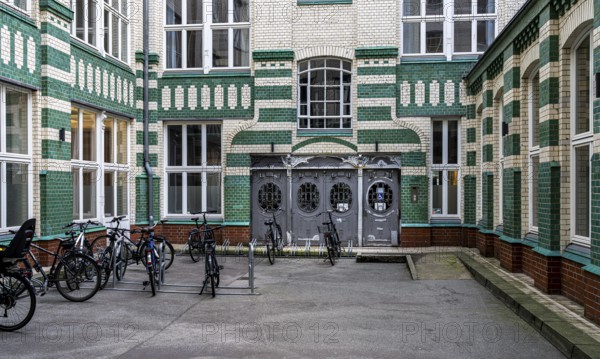 Old town house, historic residential and commercial building in Berlin Mitte, Klosterstraße, Klosterviertel, Berlin, Germany