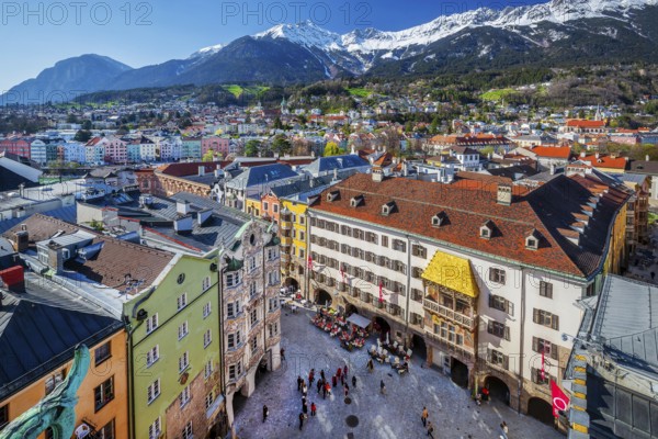 Herzog-Friedrich-Strasse in the historic city centre with the Golden Roof in front of the North Chain of the Karwendel Mountains, Innsbruck, Inntal, Tyrolean Alps, Tyrol, Austria