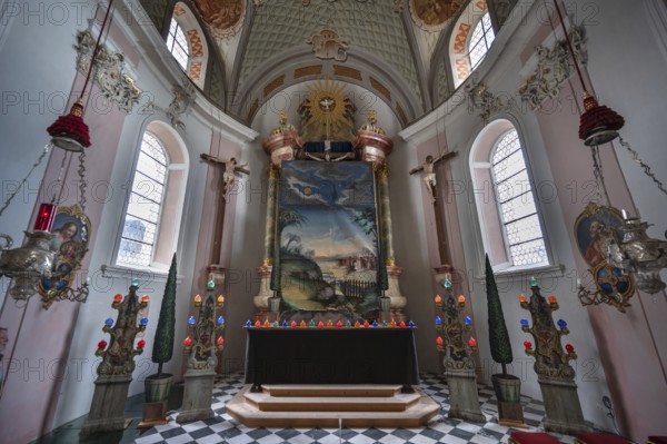 Culisse on the high altar during Lent, Church of St Peter and Pau, Telfs, Bezrk, Innsbruck, Austria