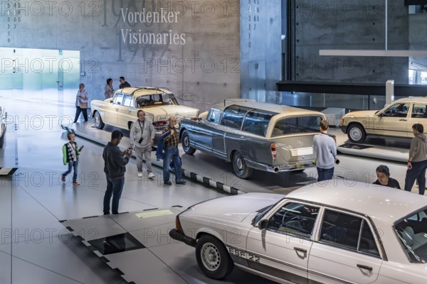 The Mercedes-Benz Museum in Stuttgart presents a journey through time through the automotive history of the global corporation. The history of the Mercedes star begins with the first automobile in 1886. 160 vehicles are on display. Stuttgart, Baden-Württemberg, Germany