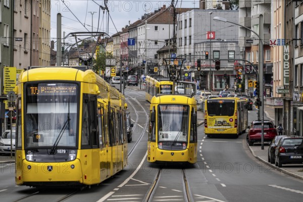 Ruhrbahn tram, on Altendorfer Straße, intersection Helenenstraße, in Essen, rush hour, traffic, Essen, North Rhine-Westphalia, Germany