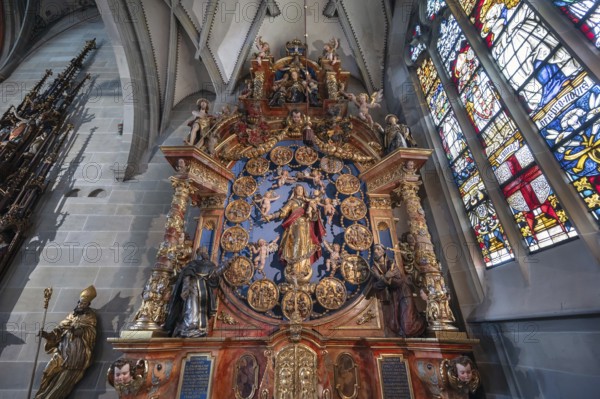 Rosary altar carved by David Zürn in 1631, Überlingen Minster, St Nicholas, built in 1350 and 1576 in the late Gothic style, Überlingen, Baden-Württemberg, Germany