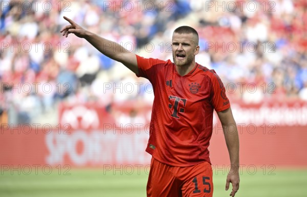 Eric Dier FC Bayern Munich FCB (15) Gesture Gesture PreZero Arena, Sinsheim, Baden-Württemberg, Germany