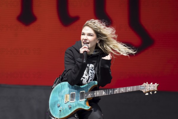 Daniela Villarreal Vélez, singer of The Warning at the Rock am Ring Festival on Sunday, Nürburgring race track race track, 08.06.2025