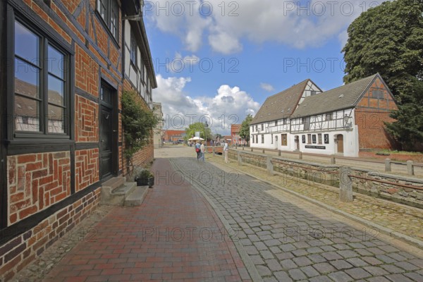 Historic half-timbered houses and canal pit, brick building, Frische Grube, Wismar, Mecklenburg-Vorpommern, Germany