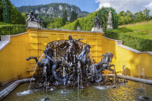 North parterre with Neptune Fountain at Linderhof Palace, Ettal, Ammertal, Upper Bavaria, Bavaria, Germany, UNESCO World Heritage Site
