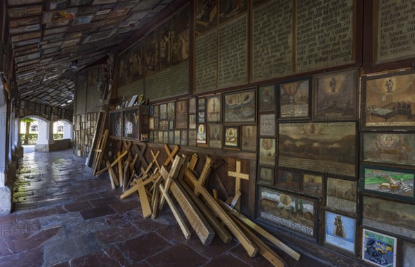 Votive plaques in the walkway around the Chapel of Grace, Kapellplatz, place of pilgrimage, Altötting, Upper Bavaria, Bavaria, Germany