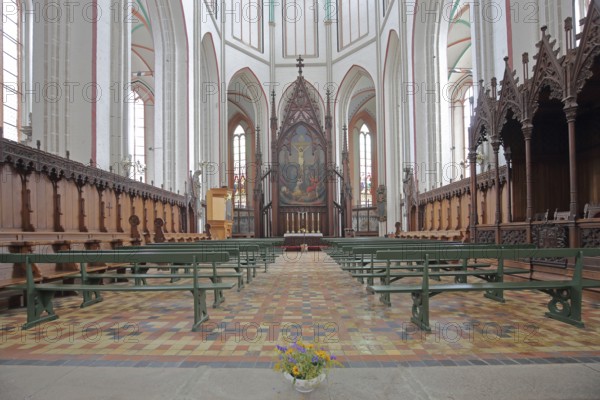 Chancel with paintings and choir stalls, Gothic UNESCO Cathedral of St Mary and St John, interior view, Schwerin, Mecklenburg-Western Pomerania, Germany