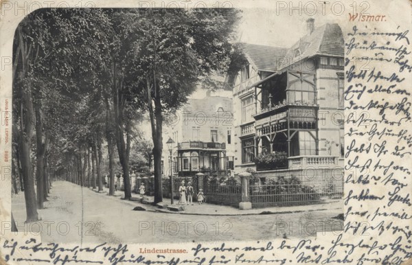 Historical postcard, picture postcard, Lindenstraße in Wismar, Mecklenburg-Vorpommern, Germany, digitally enhanced reproduction of an original from around 1900, picture postcard