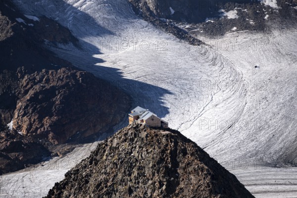 Becherhaus mountain hut on the summit of the Becher, behind the Übeltalferner glacier, Stubai Alps, South Tyrol, Italy