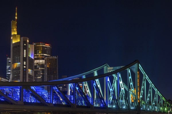 Frankfurt sets an example: The Eiserner Steg will shine in rainbow colours for Christopher Street Day (CSD) . Under the motto Never again silent - Frankfurt is loud, the Main metropolis will be celebrating this year's CSD for the first time from Thursday 17 to Sunday 20 July on the banks of the Main, Eiserner Steg, Frankfurt am Main, Hesse, Germany