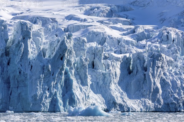 Glacier tongue, ice, break-off edge, sea, Fugelfjorden, Spitsbergen, Svalbard