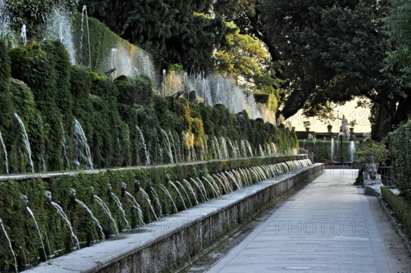 Avenue of a Hundred Fountains, Viale delle Cento Fontane, behind Fontana della Rometta, Renaissance garden of Villa d'Este, water features, fountains, UNESCO World Heritage Site, Tivoli, Metropolitan City of Rome, Lazio, Italy